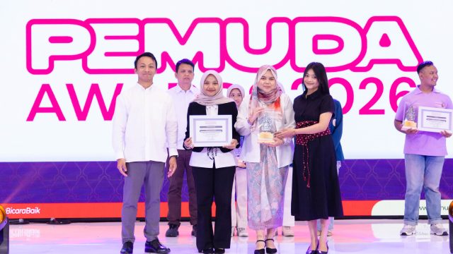 Tiga Srikandi UPER Raih Juara 1 Lewat Strategi Pemulihan Reputasi di Kompetisi Humas Nasional 